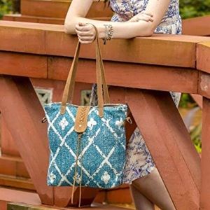 Myra Beguile Shoulder Bag